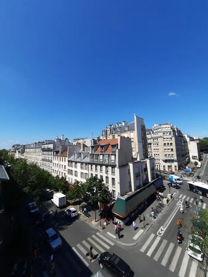 Louis Blanc Hotel Parigi