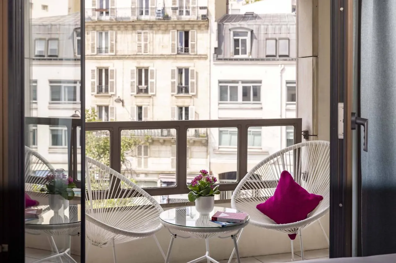 Hotel Louis Blanc Parigi