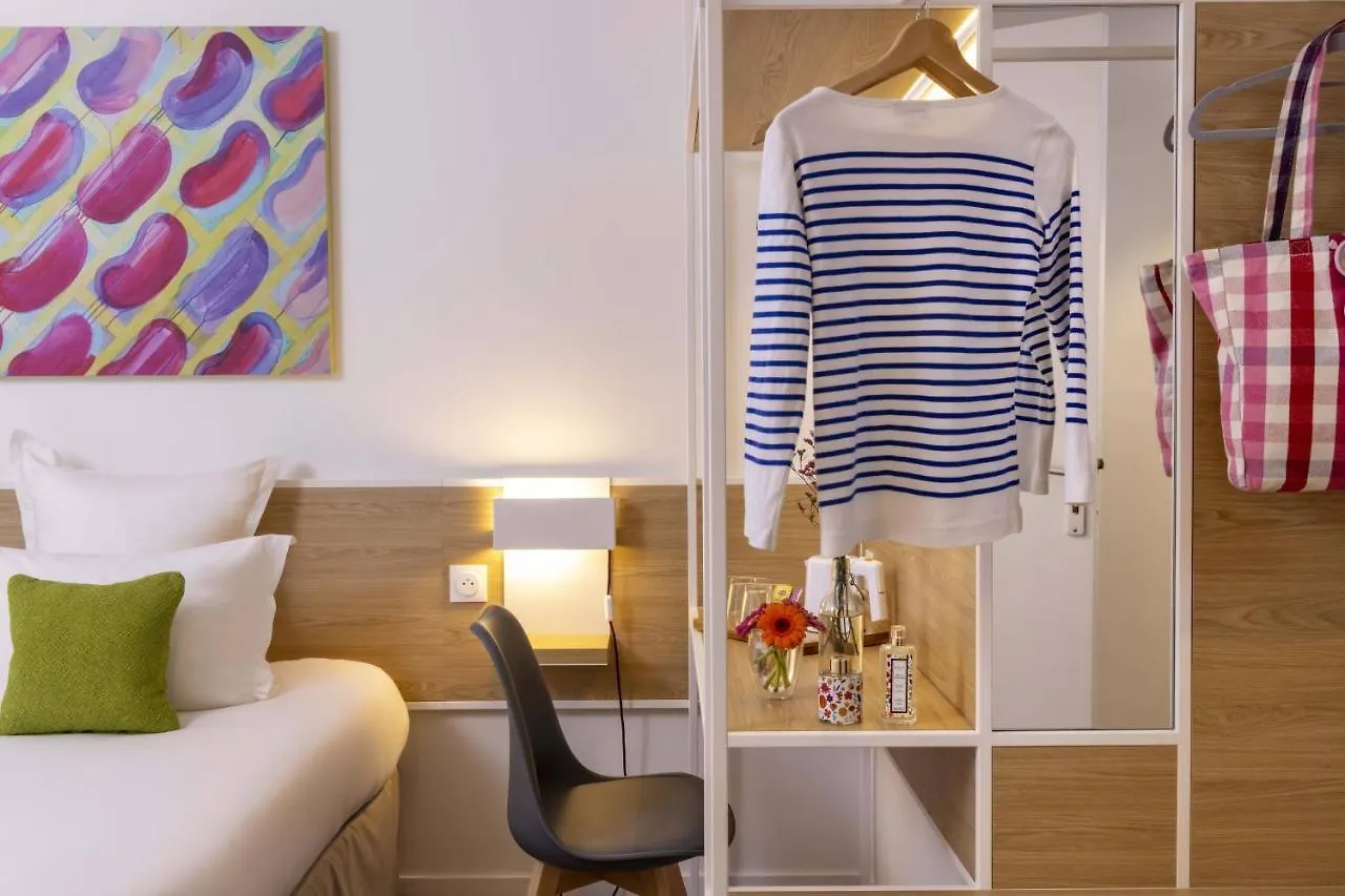Hotel Louis Blanc Parigi