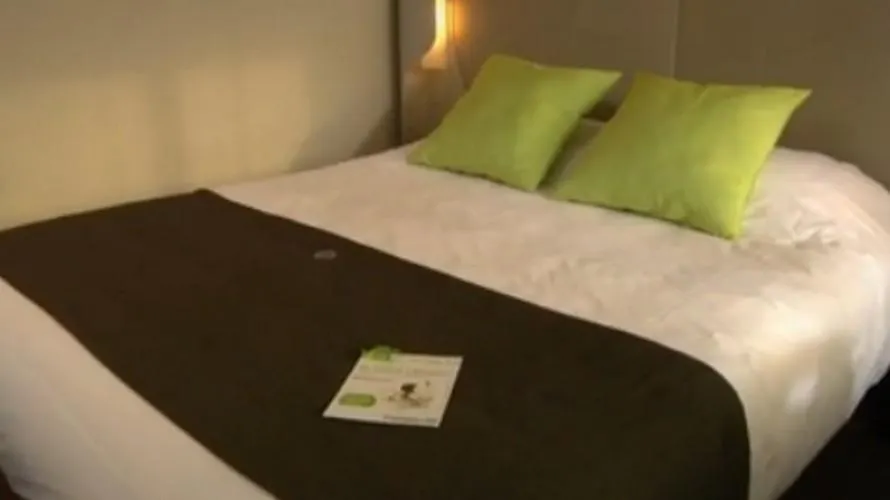 Hotel Louis Blanc Parigi
