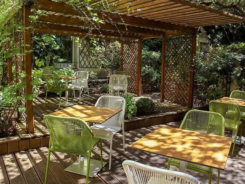 Hotel Louis Blanc Parigi
